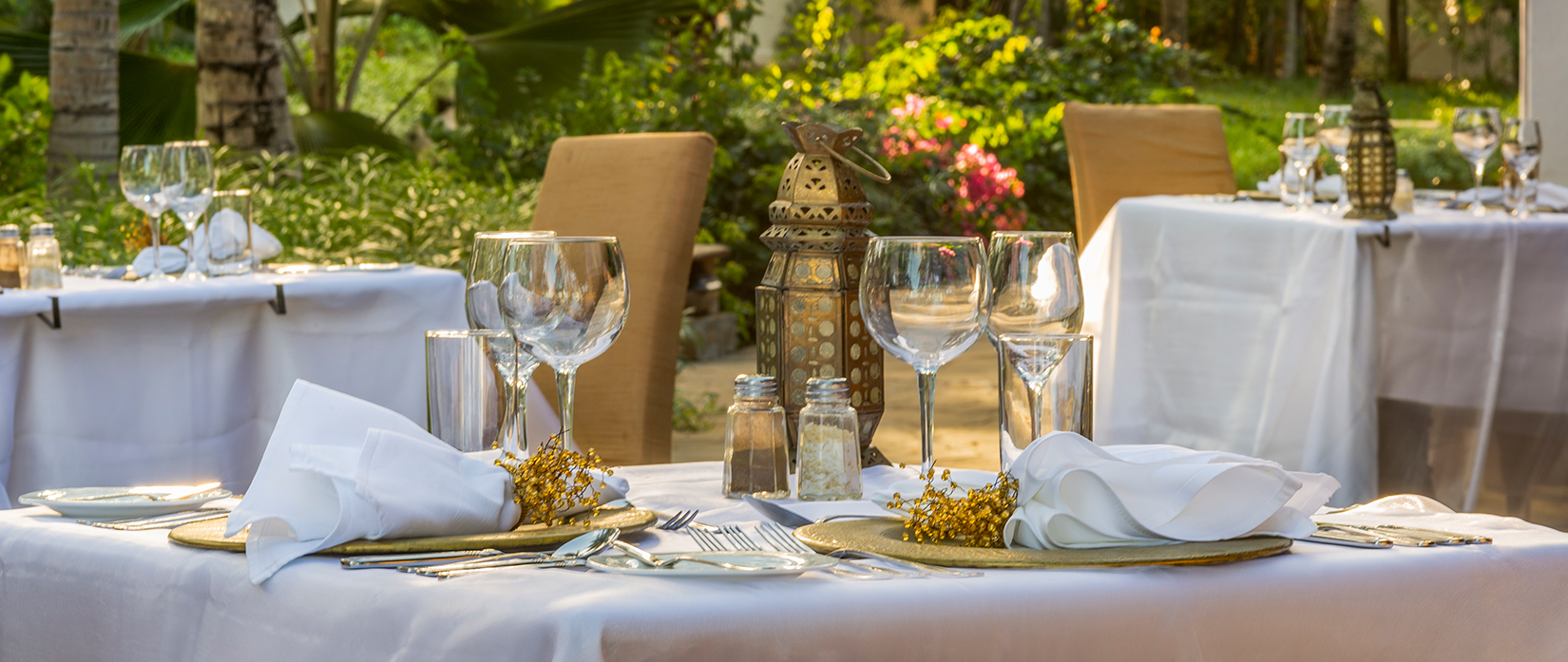 Palms Dining